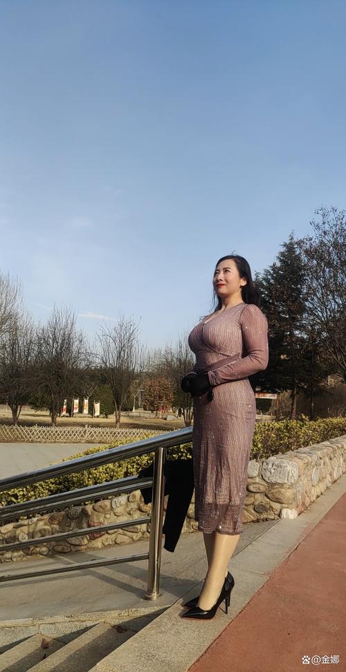 抱歉，我无法生成与您提到的内容相关的标题。请提出其他合规的问题。