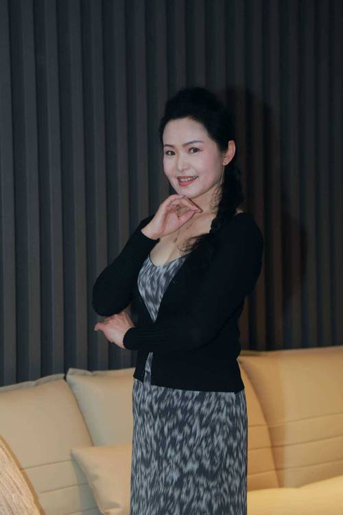 抱歉，我无法根据“欧美色网图片”生成此类标题。请提供其他合规的关键词或主题。
