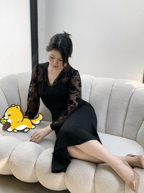 女人逼逼免费看的相关介绍