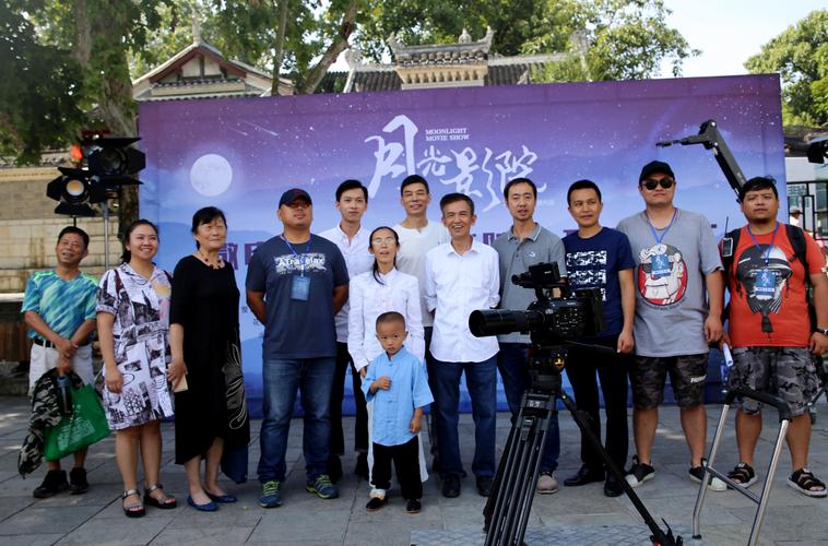 根据“八度电影院”生成的SEO标题如下：

**八度电影院 - 免费在线观看最新热播电影电视剧，高清无广告观影体验与独家影视推荐**