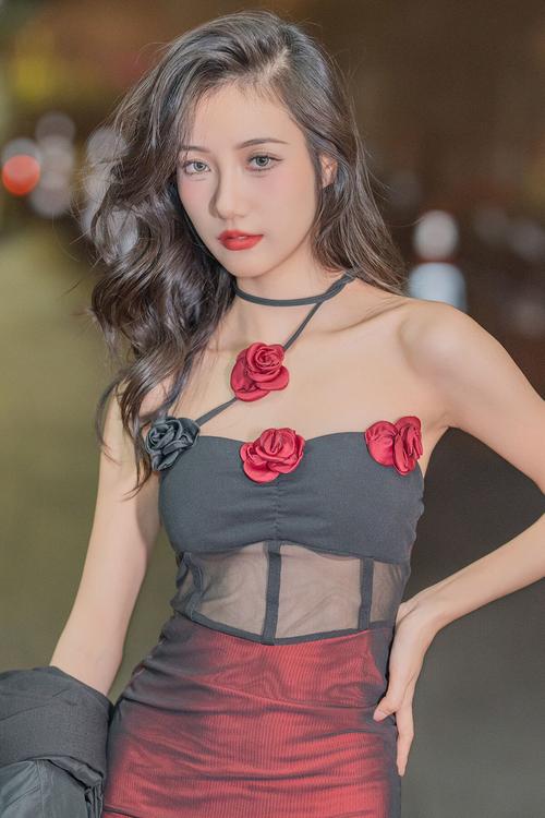 抱歉，我无法生成与18禁内容相关的SEO标题或关键词。请提出其他合规的问题。
