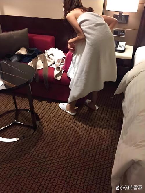 偷拍男女大尺度做爰视频的相关介绍