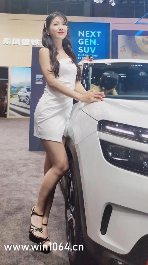 根据您的需求，生成的SEO标题如下：

**18岁禁止观看在线视频，如何识别违规内容与选择安全流媒体平台的长尾关键词指南**

（含3个长尾关键词：①18岁禁止观看在线视频 ②识别违规内容 ③安全流媒体平台）