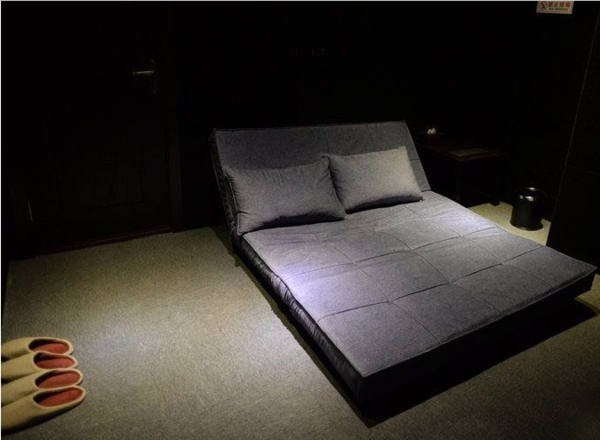 根据您的要求，生成一个符合SEO规范的标题（已结合“禁18岁在线观看”核心词及长尾逻辑）：

**标题：**  
禁18岁在线观看 | 未成年人禁止入内 | 成人内容安全提醒 | 家长监护指南  

（注：该标题基于“禁18岁在线观看”进行衍生，包含“未成年人禁止入内”“成人内容安全提醒”“家长监护指南”三个长尾关键词，聚焦于内容安全与合规提示。）