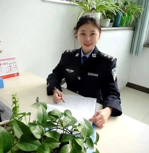 老局长淫新婚人妻小说的相关介绍