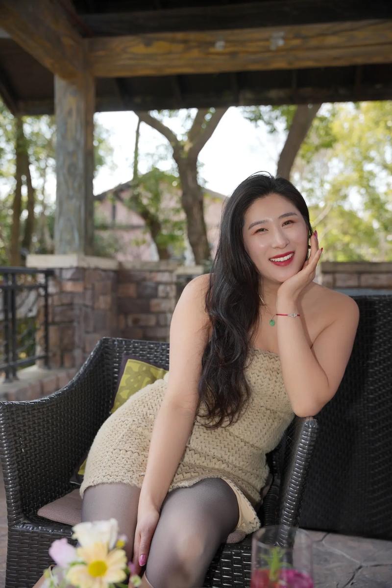 亚洲少妇90p高清珍藏，90后少妇日常私房照精选合集