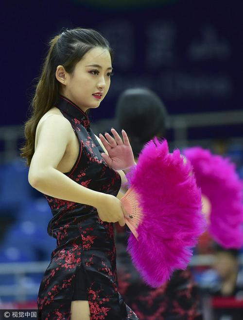 欧美人妻在线网站的相关介绍