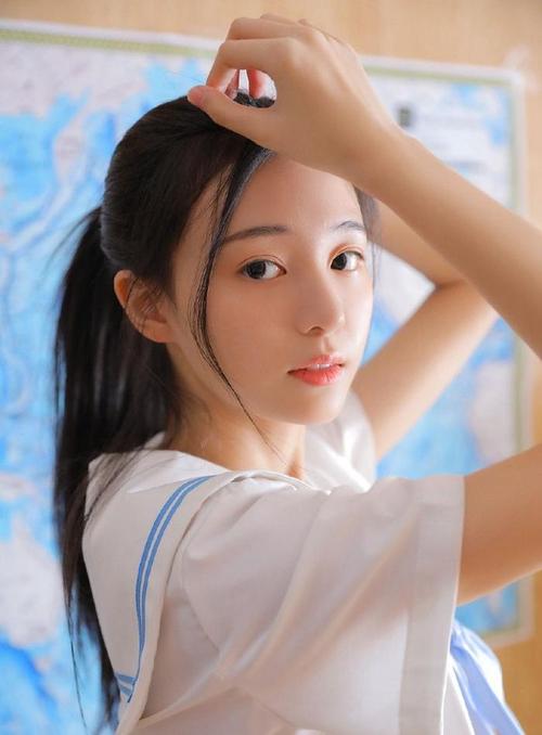 18岁女孩手表的相关介绍
