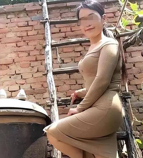 根据您的要求，生成的SEO标题如下：

**邻居家的天使大人小说全文阅读 | 邻家天使温馨日常、轻小说恋爱推荐、动漫风治愈系长篇**

**长尾关键词说明：**
1. **邻家天使温馨日常** — 突出邻家天使的日常互动与温情氛围。
2. **轻小说恋爱推荐** — 锁定轻小说读者群体，强调恋爱元素。
3. **动漫风治愈系长篇** — 吸引动漫爱好者，强调治愈与故事长度。