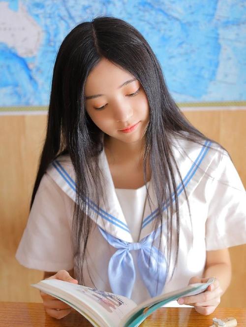 艹人妻宾馆的相关介绍