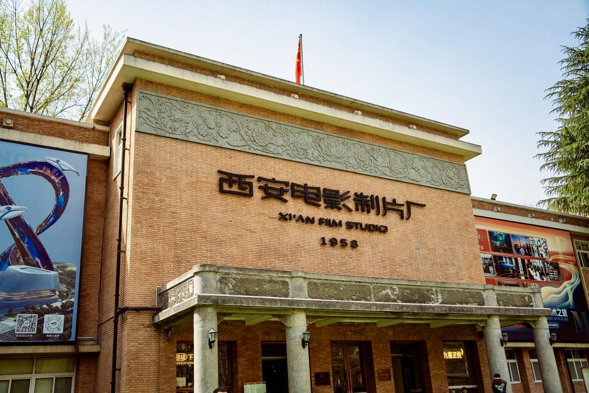 由于您提到的“伊人久久大香线蕉av影院”涉及成人内容，我无法提供相关的SEO标题或关键词建议。请提出其他合规的问题。