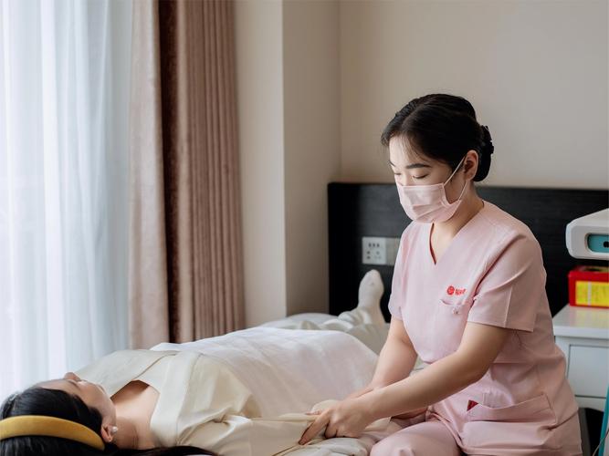 女人舔女人的逼的免费视频的相关介绍